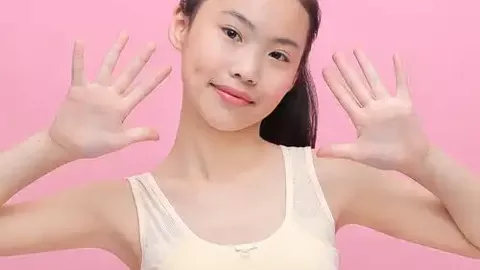 女子绑儿子进精神病院